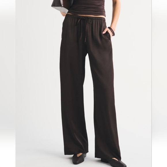 NWT Womens Abercrombie & Fitch Satin Pant - Picture 2 of 4